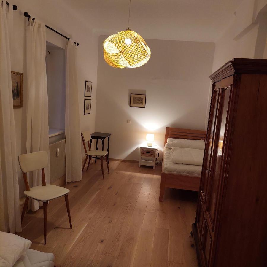 Schon Wohnen Beim Stift Melk Apartment Exterior foto